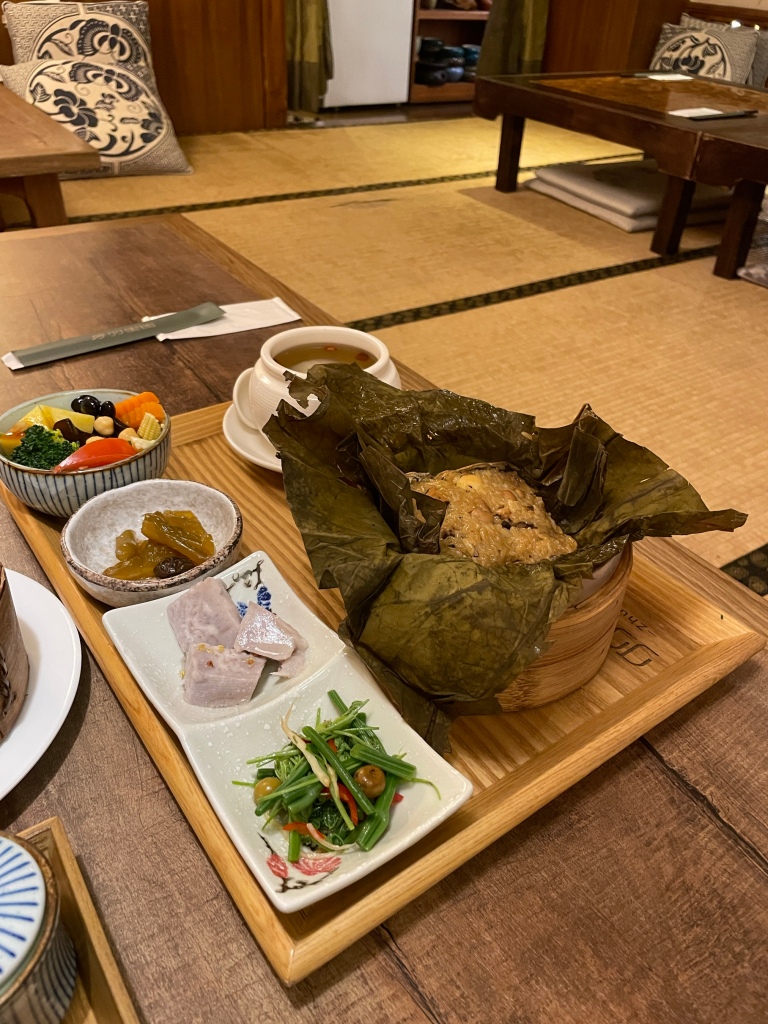 《台北松山》巷弄裡的精緻素食、品茶好地方竹里館